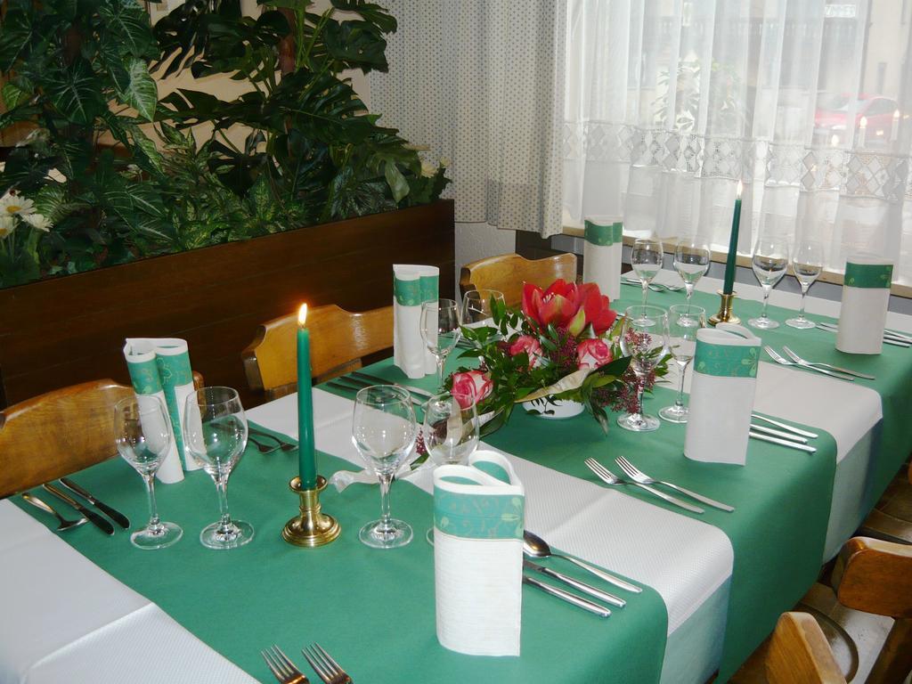 Hotel Gasthof Herderich Schluesselfeld Ngoại thất bức ảnh