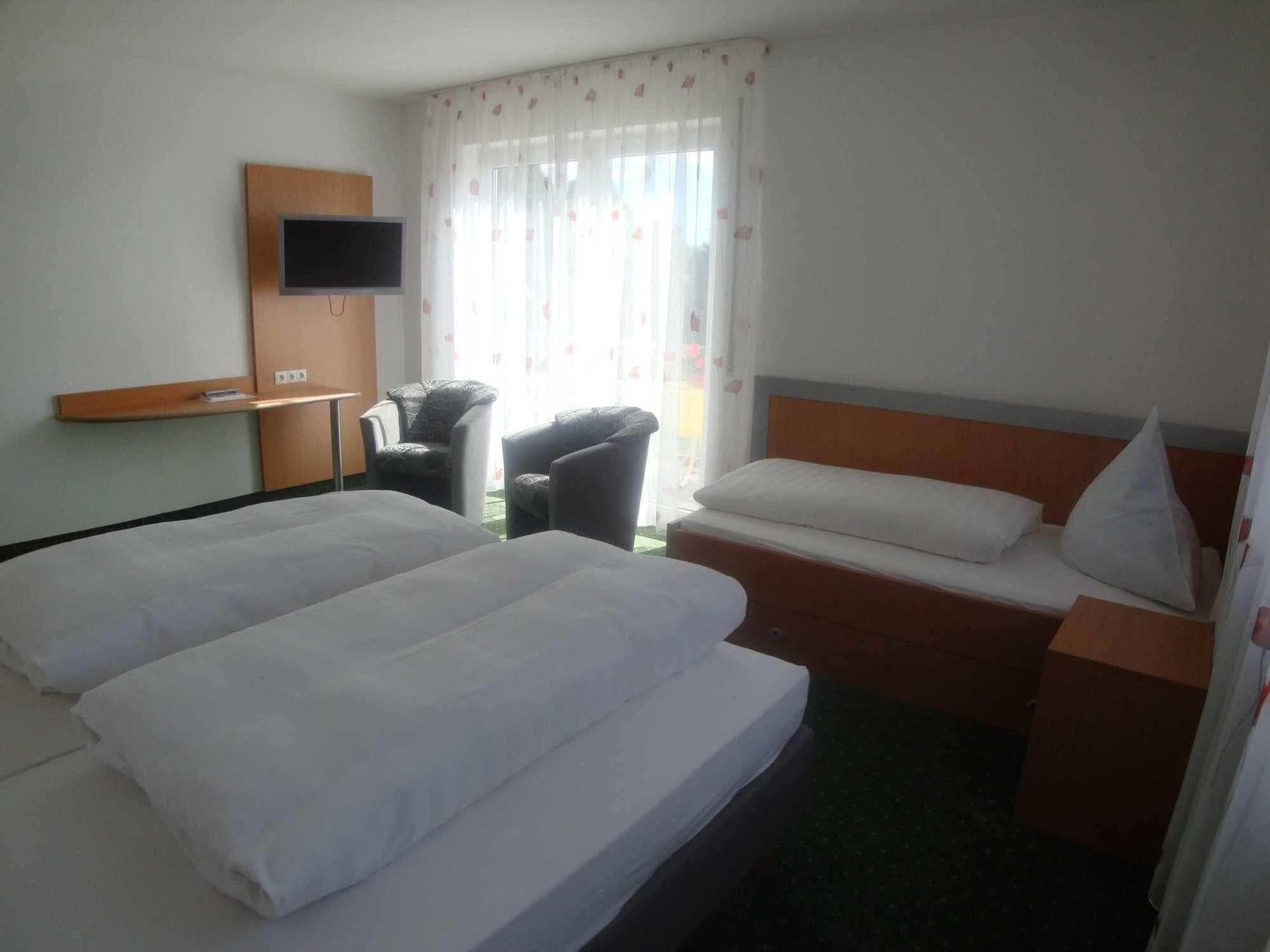 Hotel Gasthof Herderich Schluesselfeld Ngoại thất bức ảnh