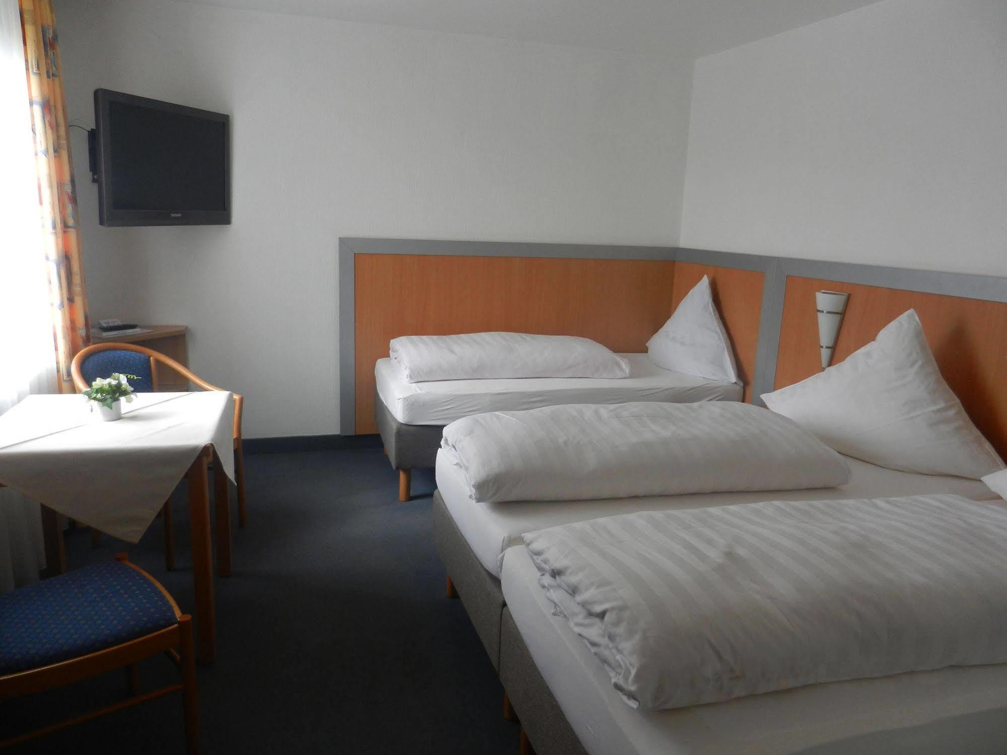 Hotel Gasthof Herderich Schluesselfeld Ngoại thất bức ảnh